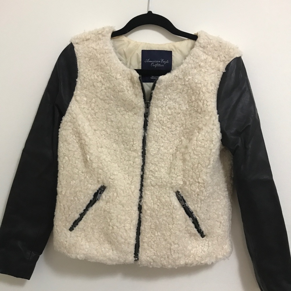 American Eagle Sherpa and leather jacket
